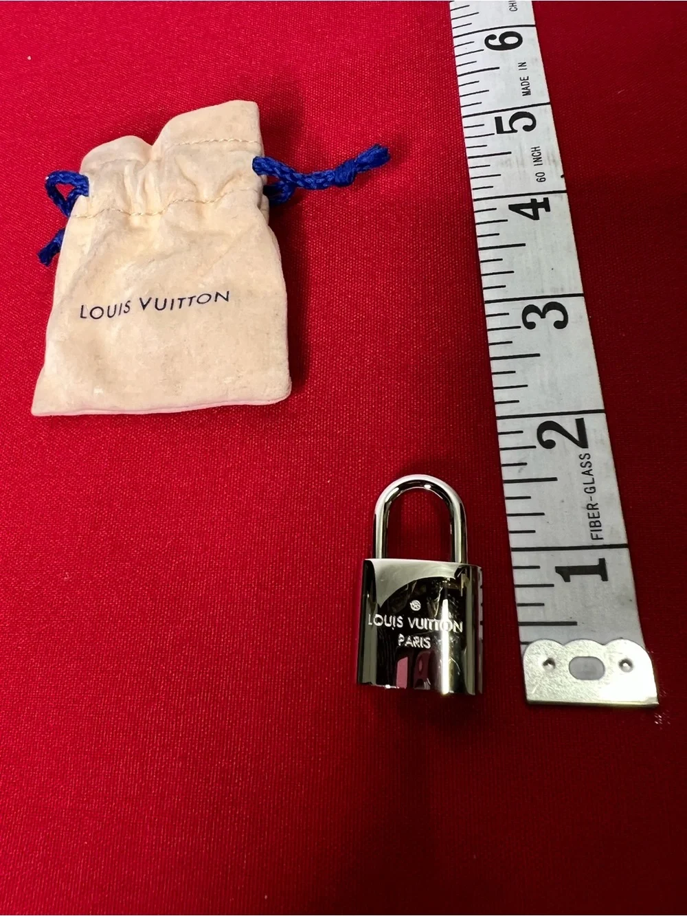 Louis Vuitton compact louis
